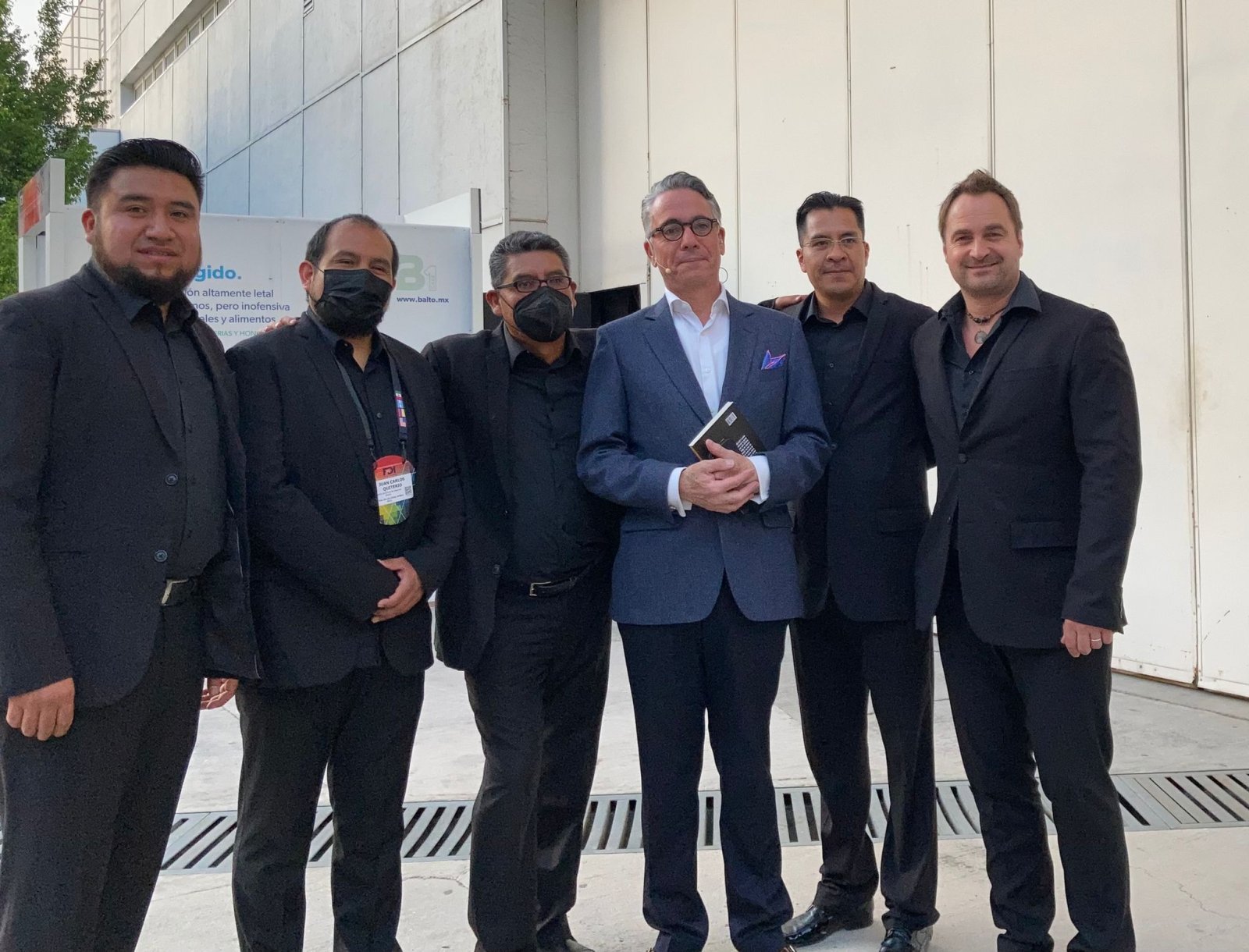 PHOTO-2022-04-02-08-11-53 6